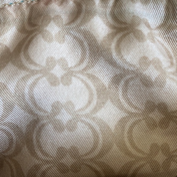 Coach Wallet With Strap - Picture 5 of 8